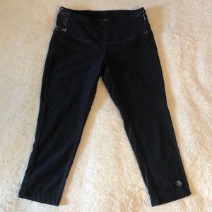 MPG black crop leggings